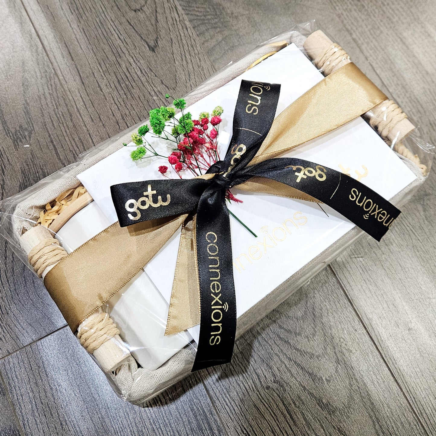 Holiday Hampers for Connexions & Gotu