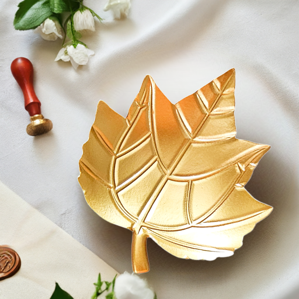 Maple Leaf Tray